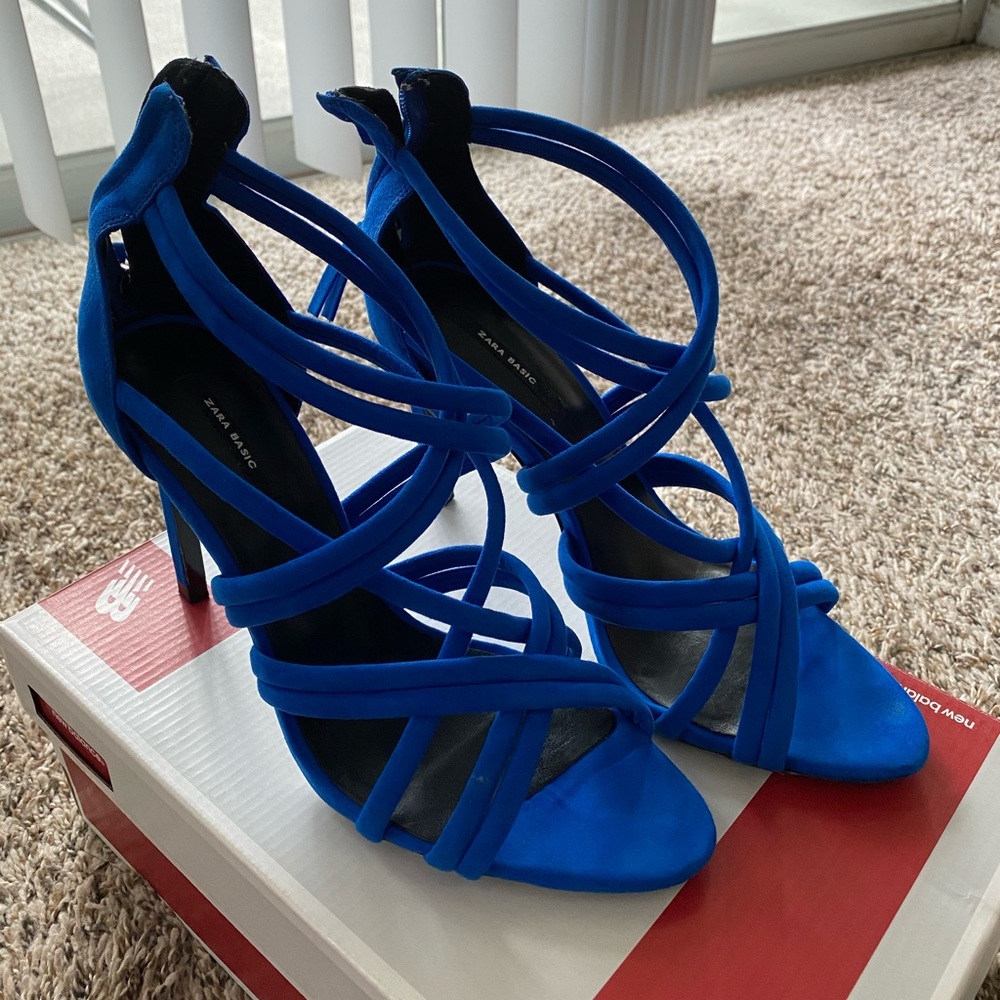 Zara blue suede heels
